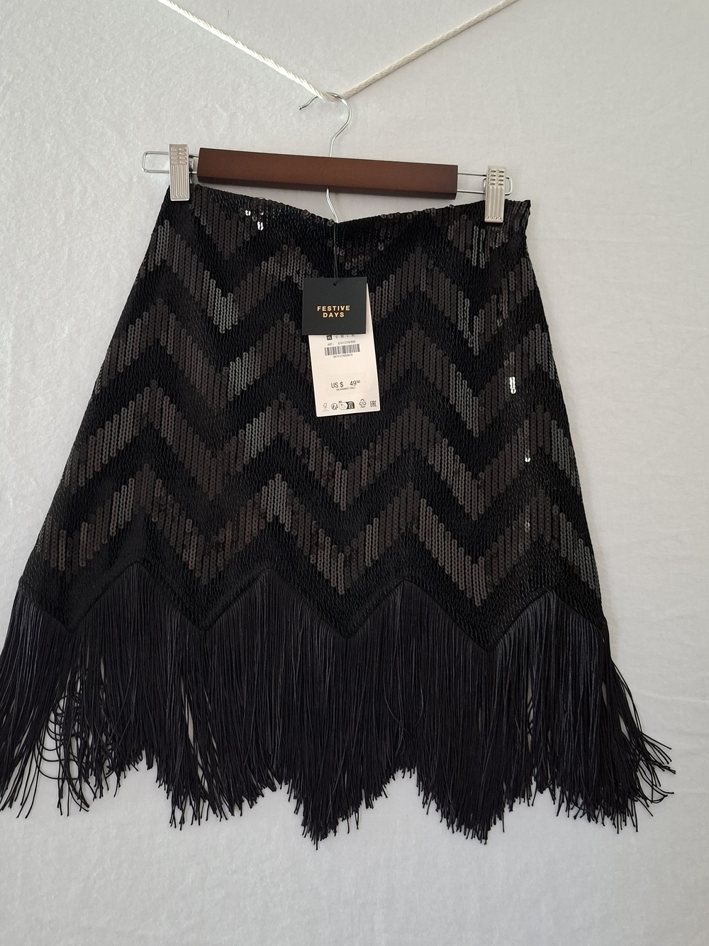 ZARA Junior's Black Chevron Sequin Fringed Mini Skirt Size XS New With Tags